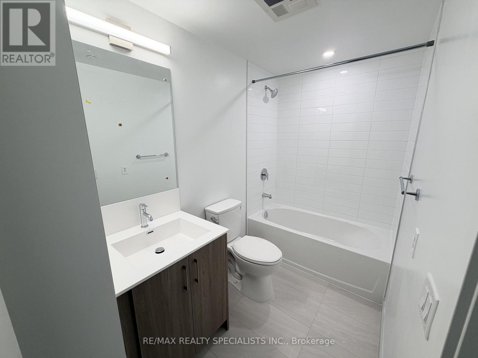 1206 - 4010 Eglinton Avenue W, Toronto, Ontario  M9A 0G5 - Photo 27 - W14092016