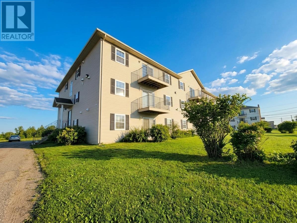 1 33 Glen Stewart Drive, Stratford, Prince Edward Island  C1B 2A8 - Photo 1 - 202626098
