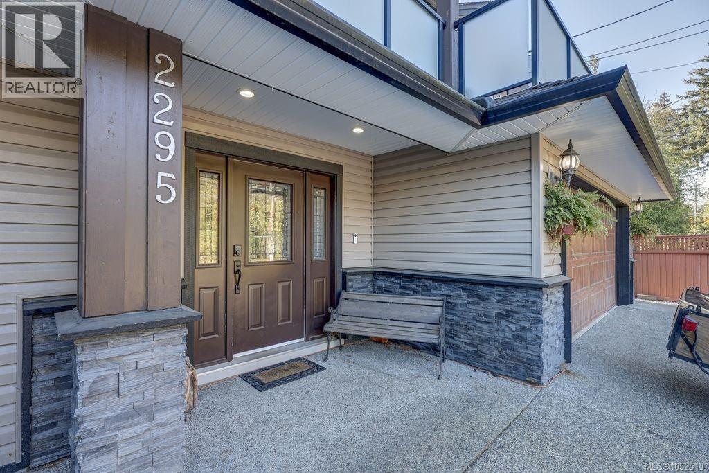 2295 Ashlee Rd, Nanaimo, British Columbia  V9R 6T4 - Photo 2 - 1052510
