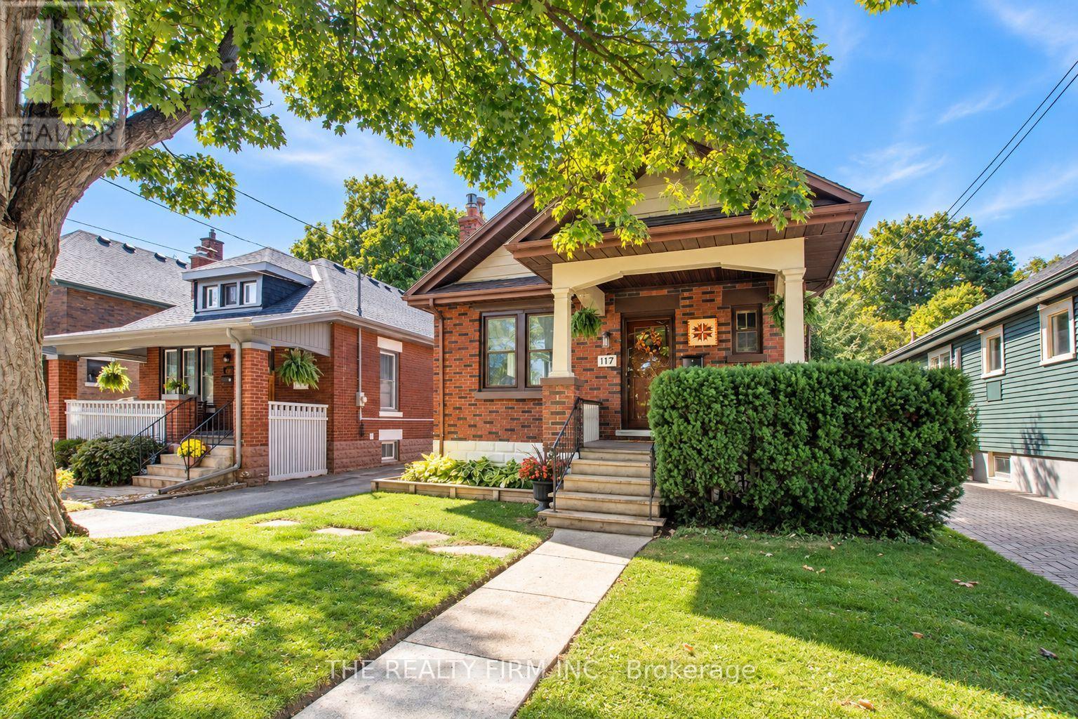 117 THORNTON AVENUE, London East, Ontario