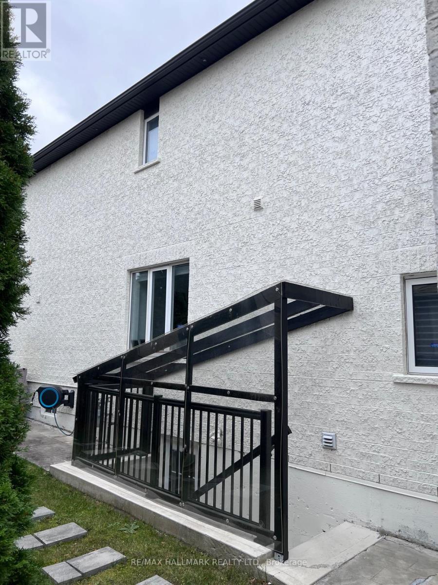 Basement - 83 Gladstone Avenue, Vaughan, Ontario  L6A 2P2 - Photo 2 - N14082058