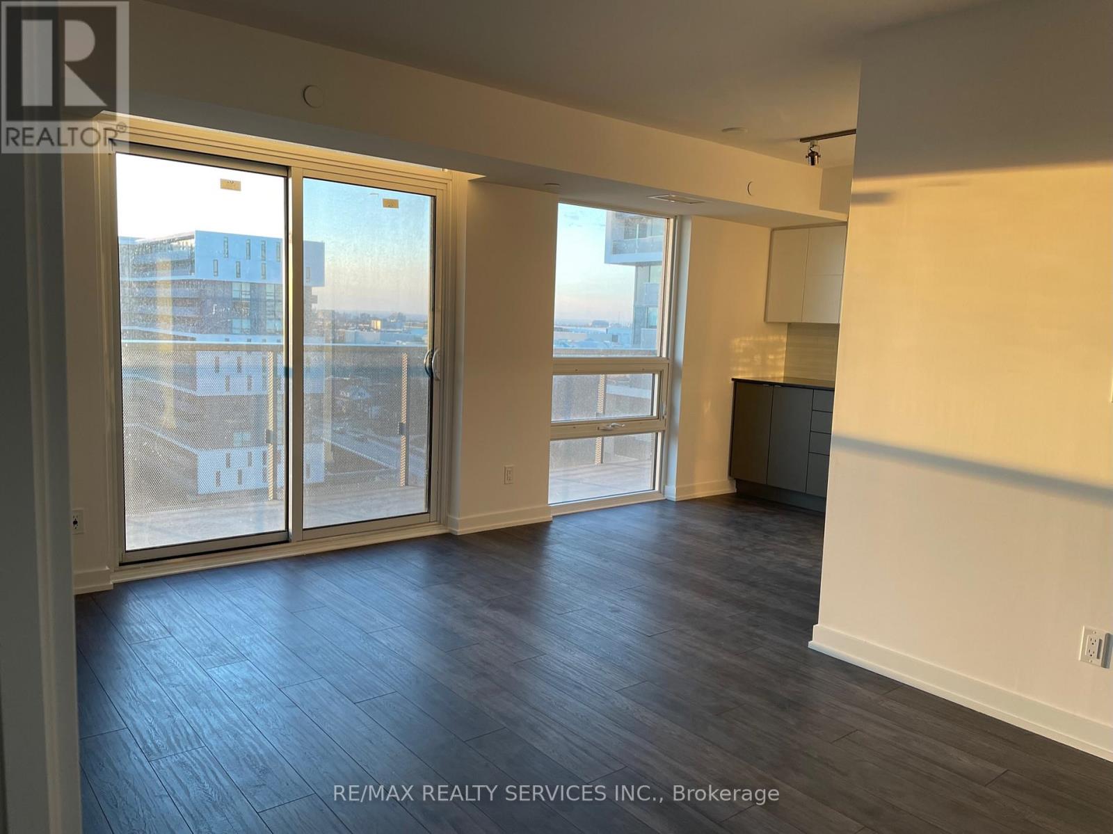 1217 - 120 Varna Drive, Toronto, Ontario  M6A 1N3 - Photo 2 - C14092046