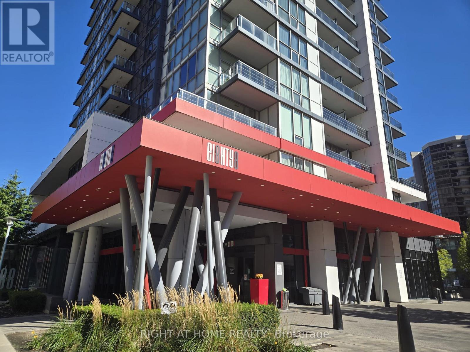704 - 88 Sheppard Avenue E, Toronto, Ontario  M2N 0G9 - Photo 2 - C14092060