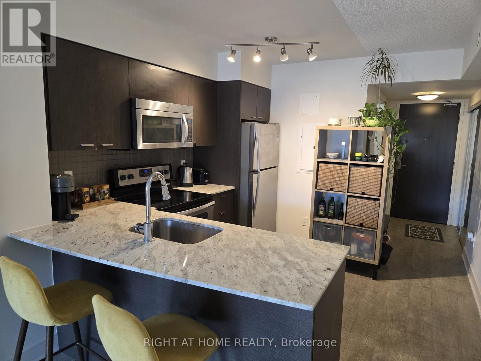 704 - 88 Sheppard Avenue E, Toronto, Ontario  M2N 0G9 - Photo 6 - C14092060