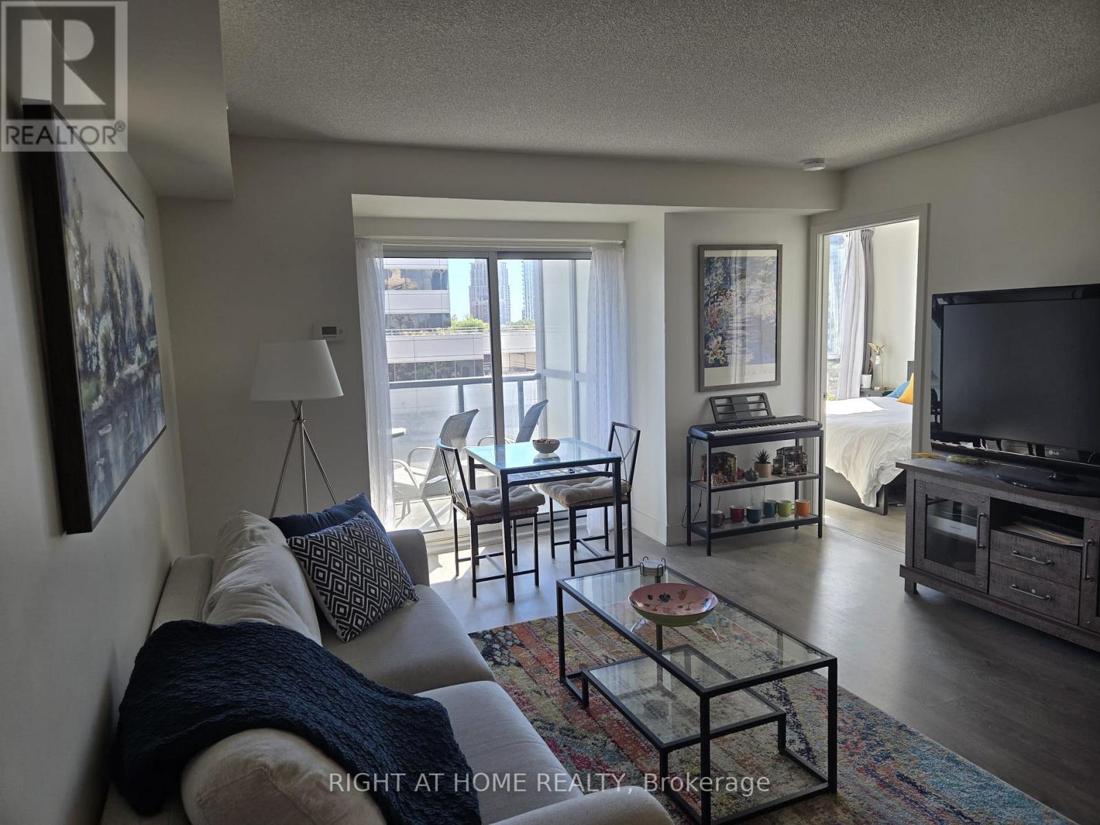 704 - 88 Sheppard Avenue E, Toronto, Ontario  M2N 0G9 - Photo 7 - C14092060