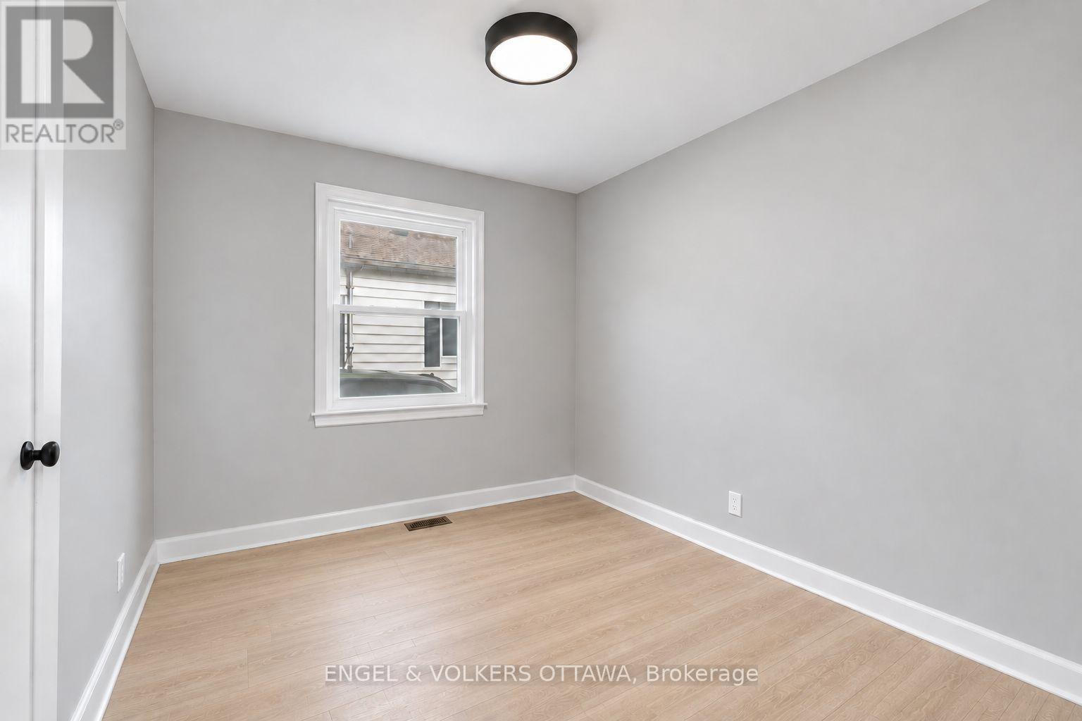 2 - 527 Laderoute Avenue, Ottawa, Ontario  K1Z 5V9 - Photo 5 - X14092070