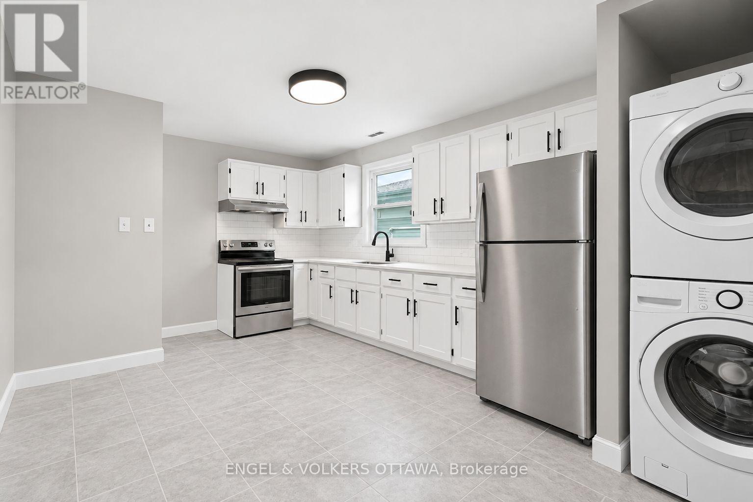 3 - 527 Laderoute Avenue, Ottawa, Ontario  K1Z 5V9 - Photo 3 - X14092072