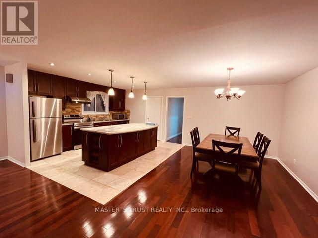 Main - 92 Loganberry Crescent, Toronto, Ontario M2H 3H1 - Photo 4 - C14092068