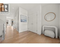1265 Ponds Avenue, Kelowna, British Columbia V1W 5N1 - Photo 3 - 10402719