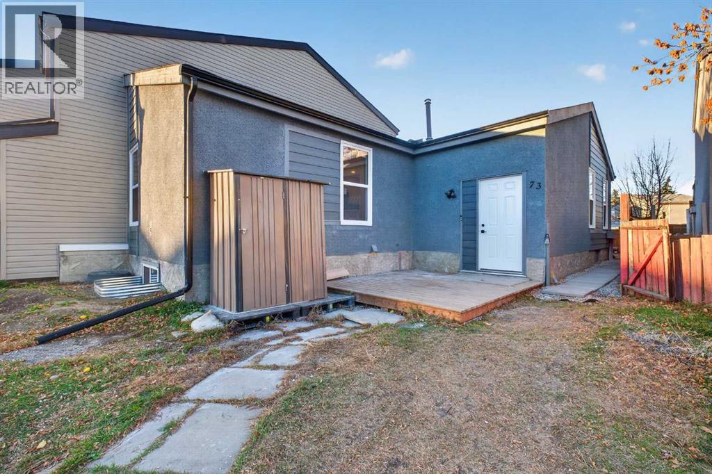 73 Penworth Close SE, Calgary, Alberta  T2A 5N4 - Photo 2 - A2352617