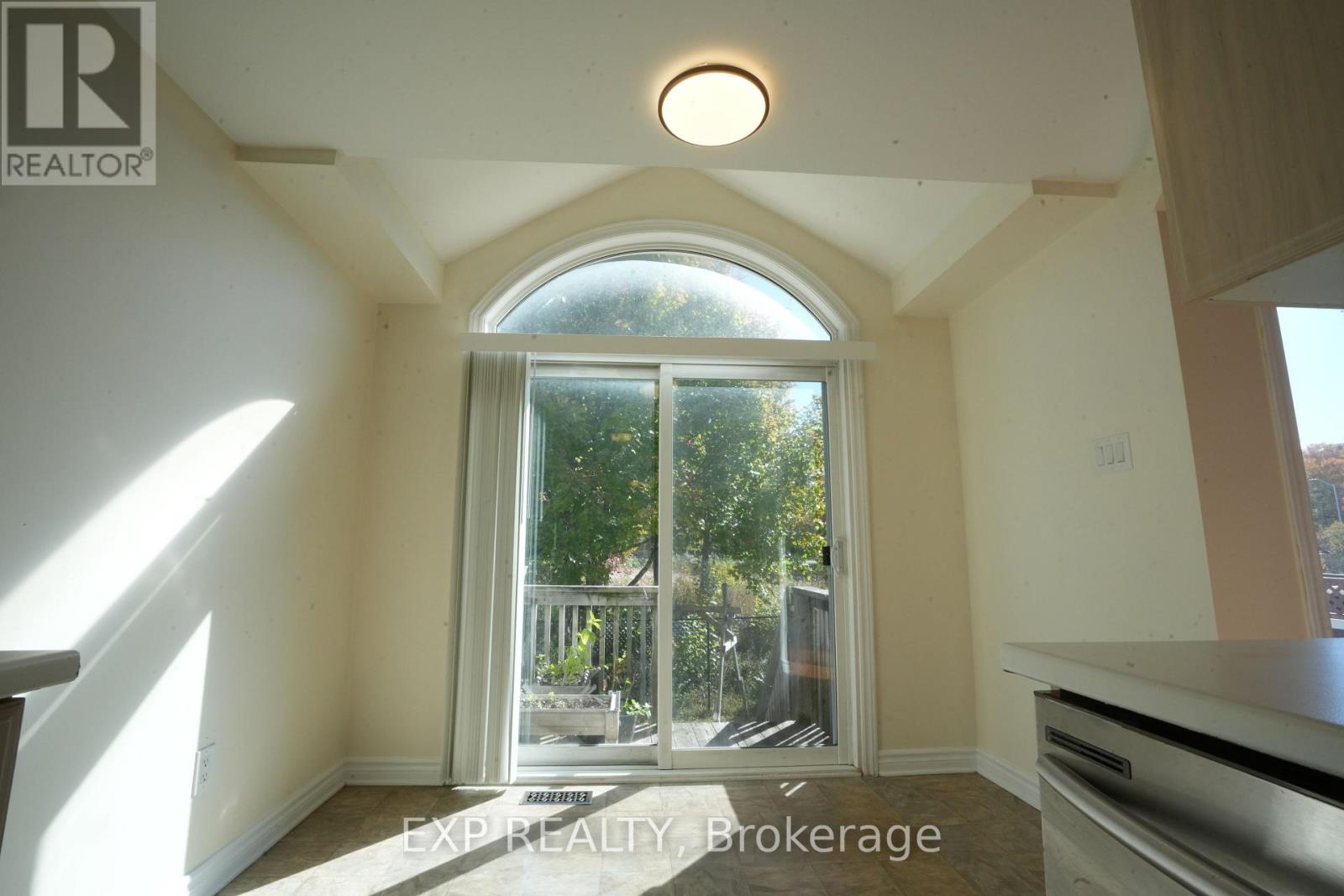 338 Forestbrook Street, Ottawa, Ontario  K2K 0B8 - Photo 13 - X14091544