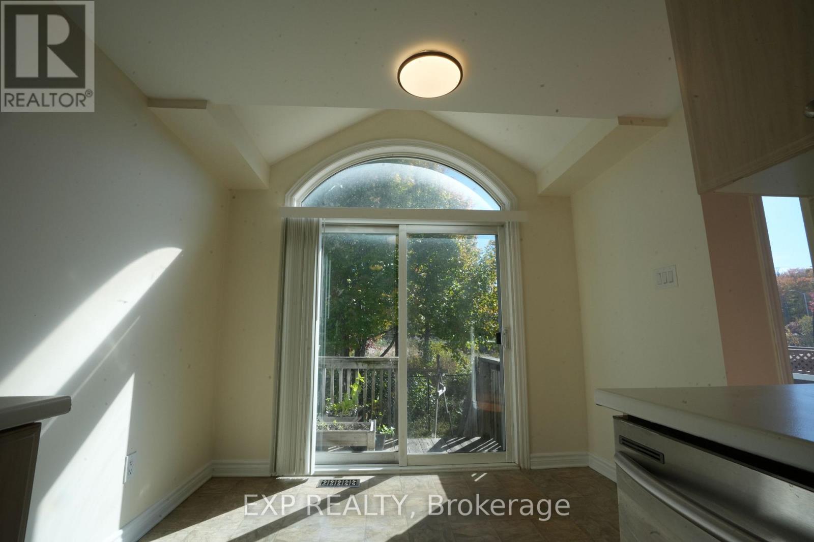 338 Forestbrook Street, Ottawa, Ontario  K2K 0B8 - Photo 12 - X14091544