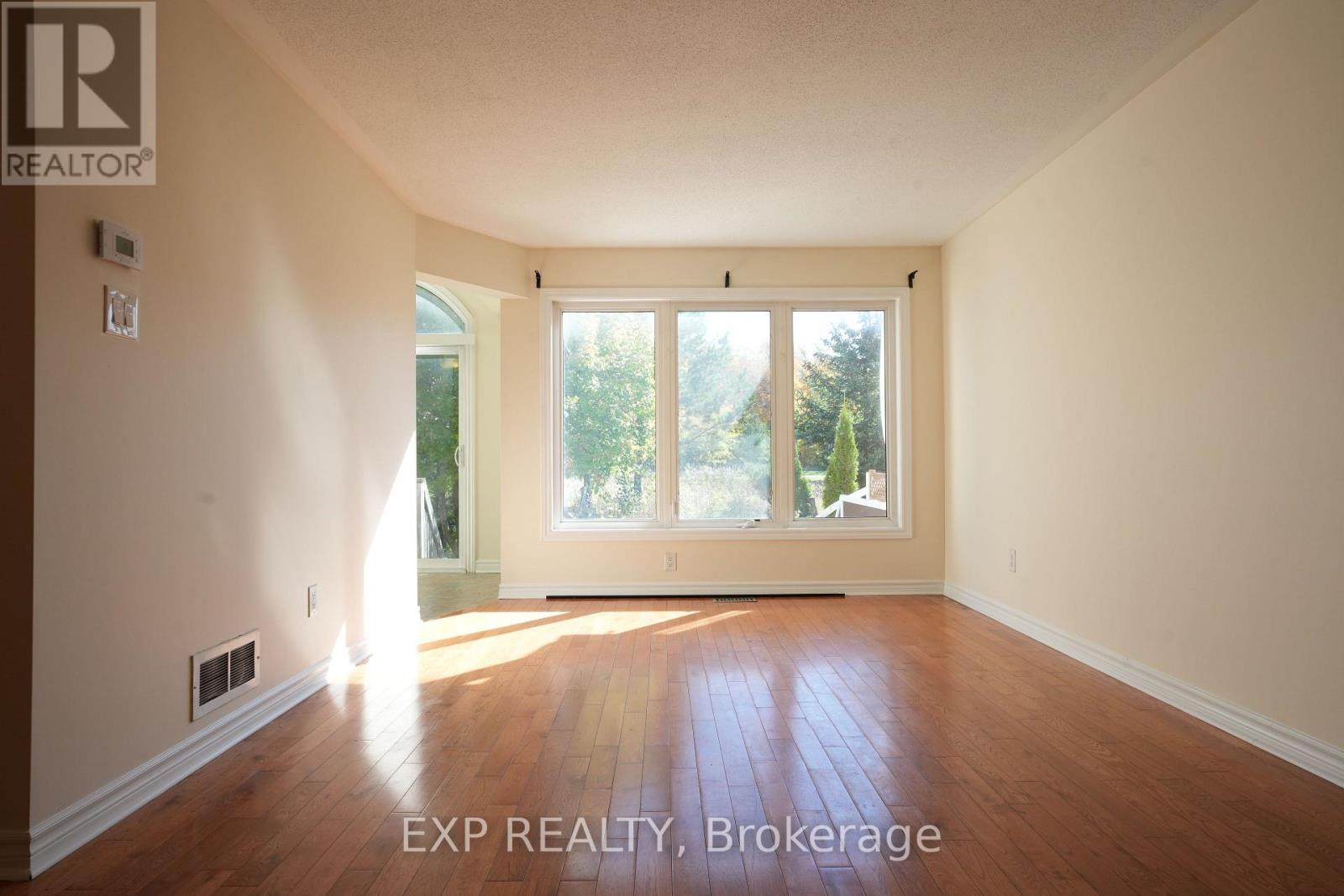 338 Forestbrook Street, Ottawa, Ontario  K2K 0B8 - Photo 27 - X14091544