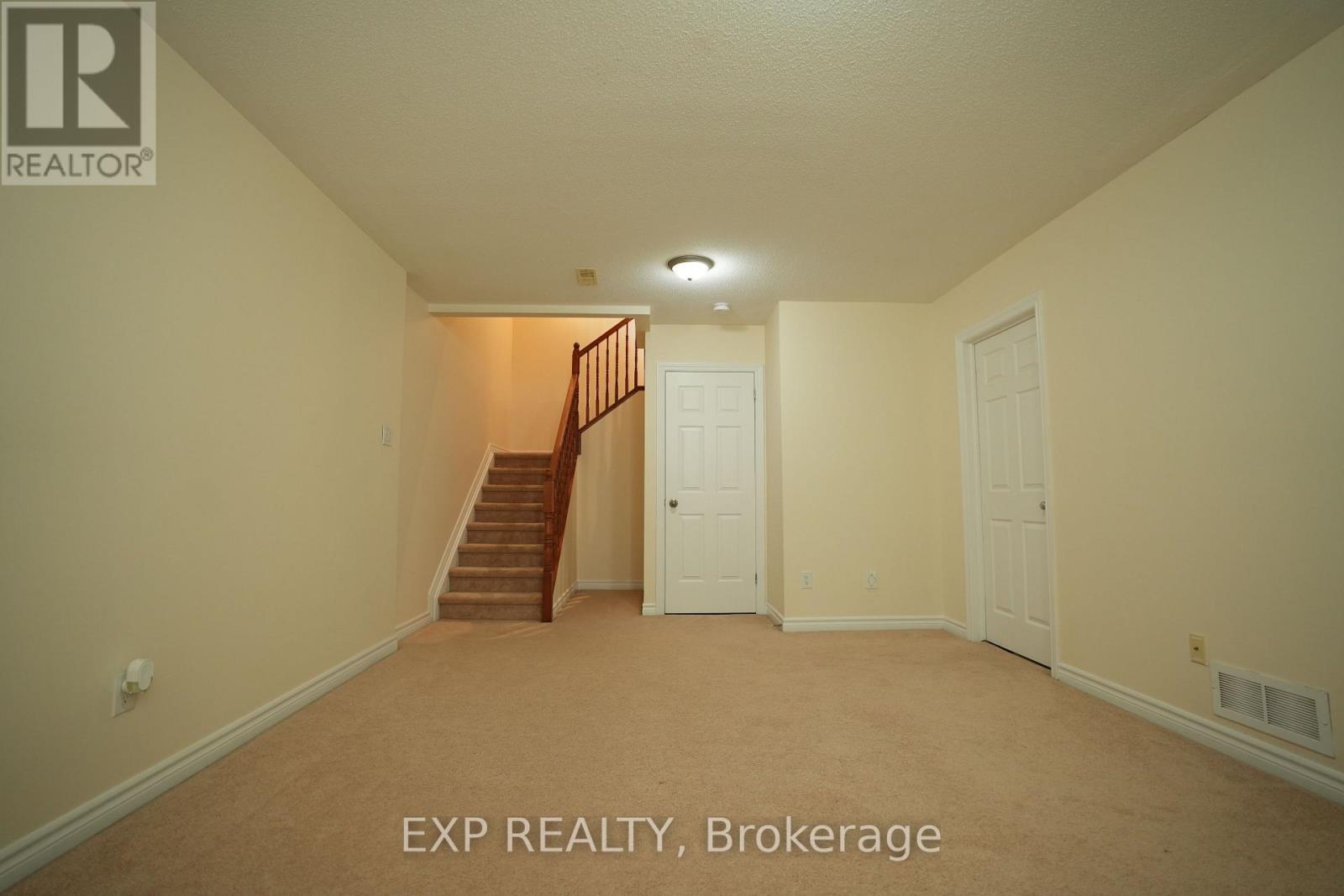 338 Forestbrook Street, Ottawa, Ontario  K2K 0B8 - Photo 3 - X14091544