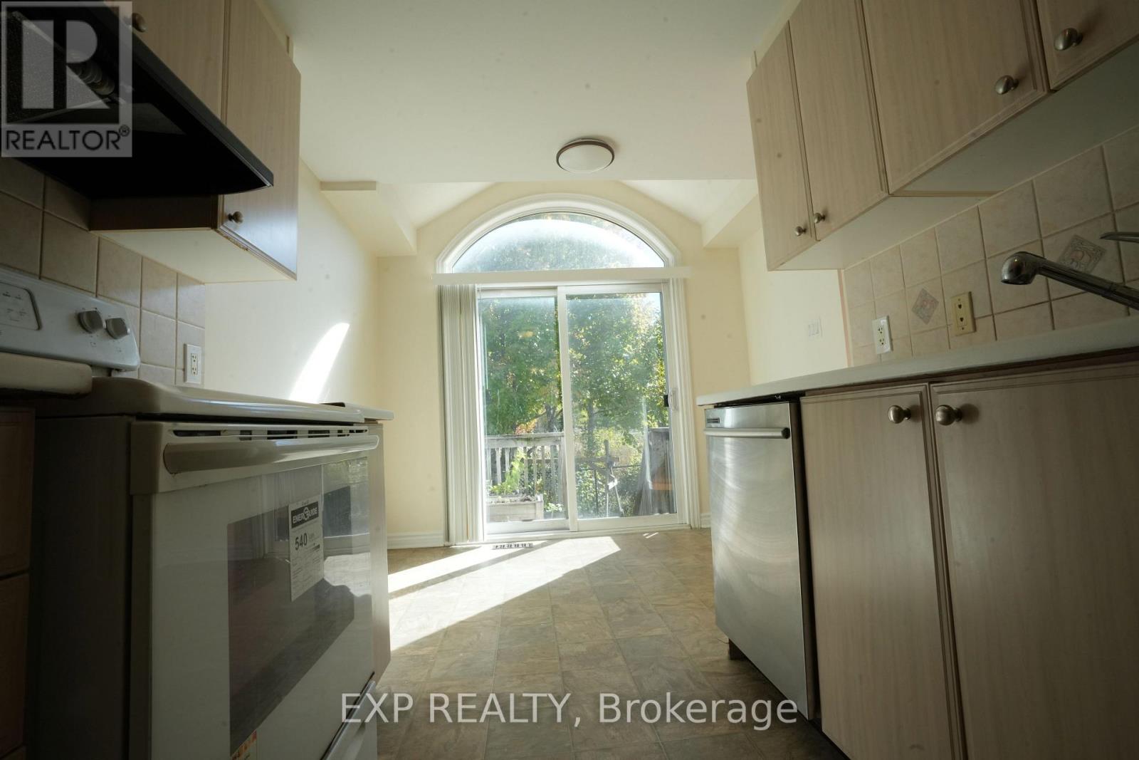 338 Forestbrook Street, Ottawa, Ontario  K2K 0B8 - Photo 28 - X14091544