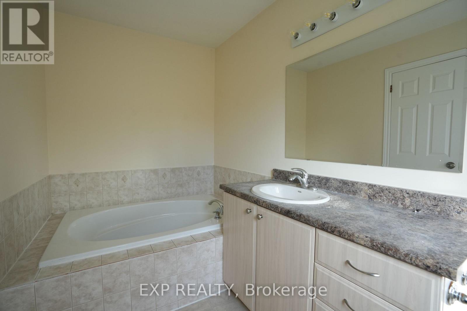 338 Forestbrook Street, Ottawa, Ontario  K2K 0B8 - Photo 20 - X14091508
