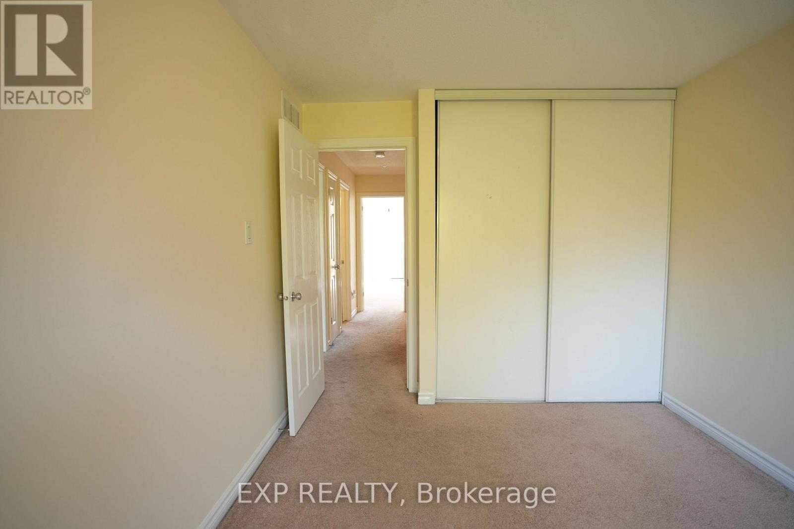 338 Forestbrook Street, Ottawa, Ontario  K2K 0B8 - Photo 8 - X14091508