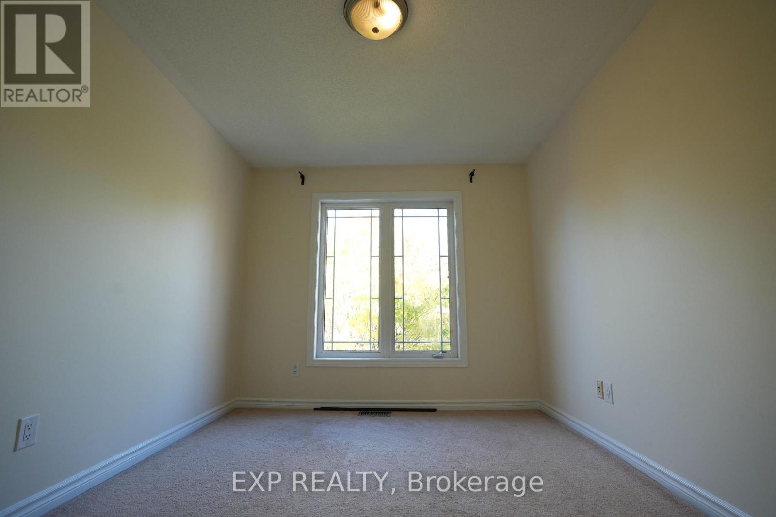 338 Forestbrook Street, Ottawa, Ontario  K2K 0B8 - Photo 6 - X14091508
