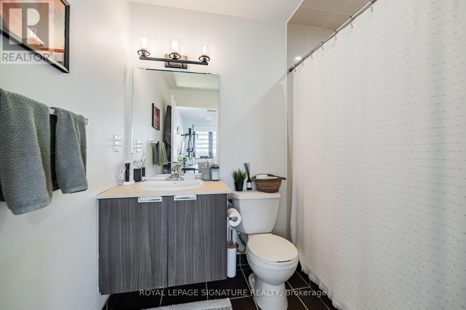 803 - 400 Wellington Street W, Toronto, Ontario  M5V 0B5 - Photo 13 - C14092092