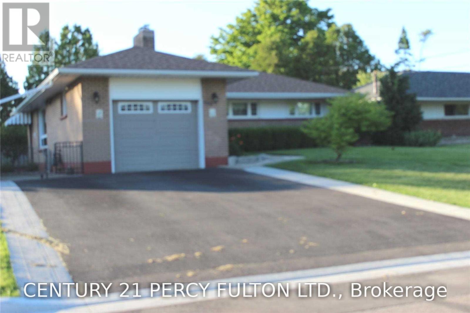 460 BADER AVENUE, Oshawa, Ontario