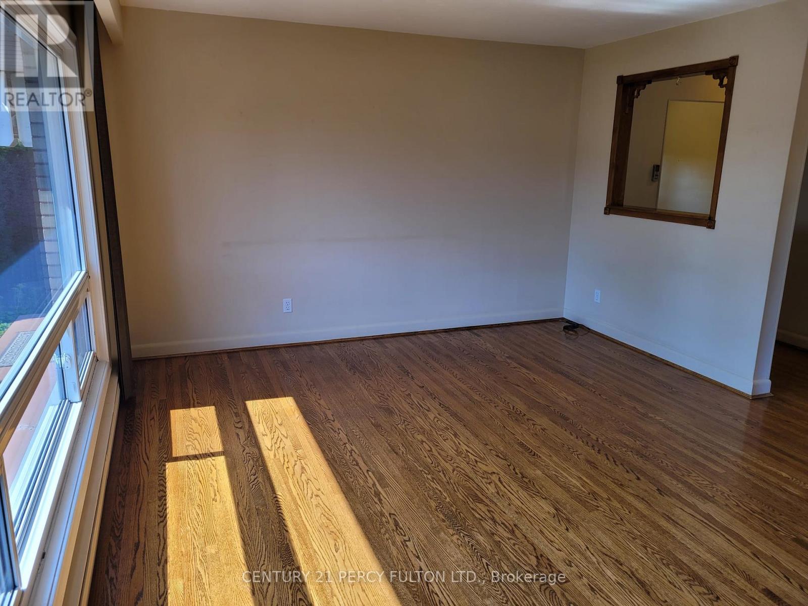 460 Bader Avenue, Oshawa, Ontario  L1J 3E8 - Photo 3 - E14092088