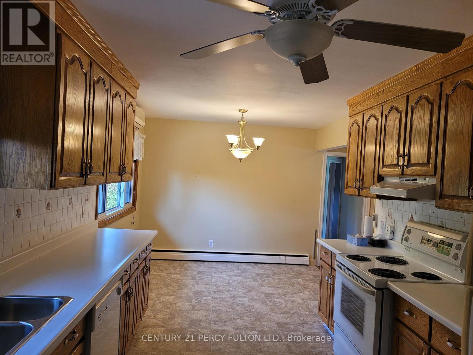 460 Bader Avenue, Oshawa, Ontario  L1J 3E8 - Photo 7 - E14092088