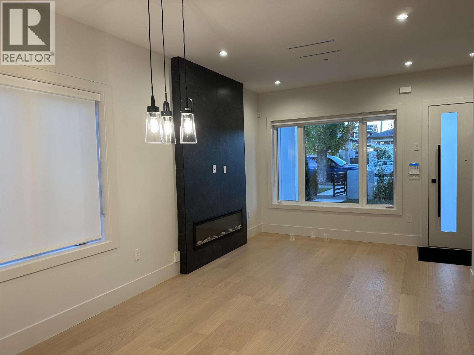 1 6991 Kerr Street, Vancouver, British Columbia  V5X 2B3 - Photo 4 - R3174228