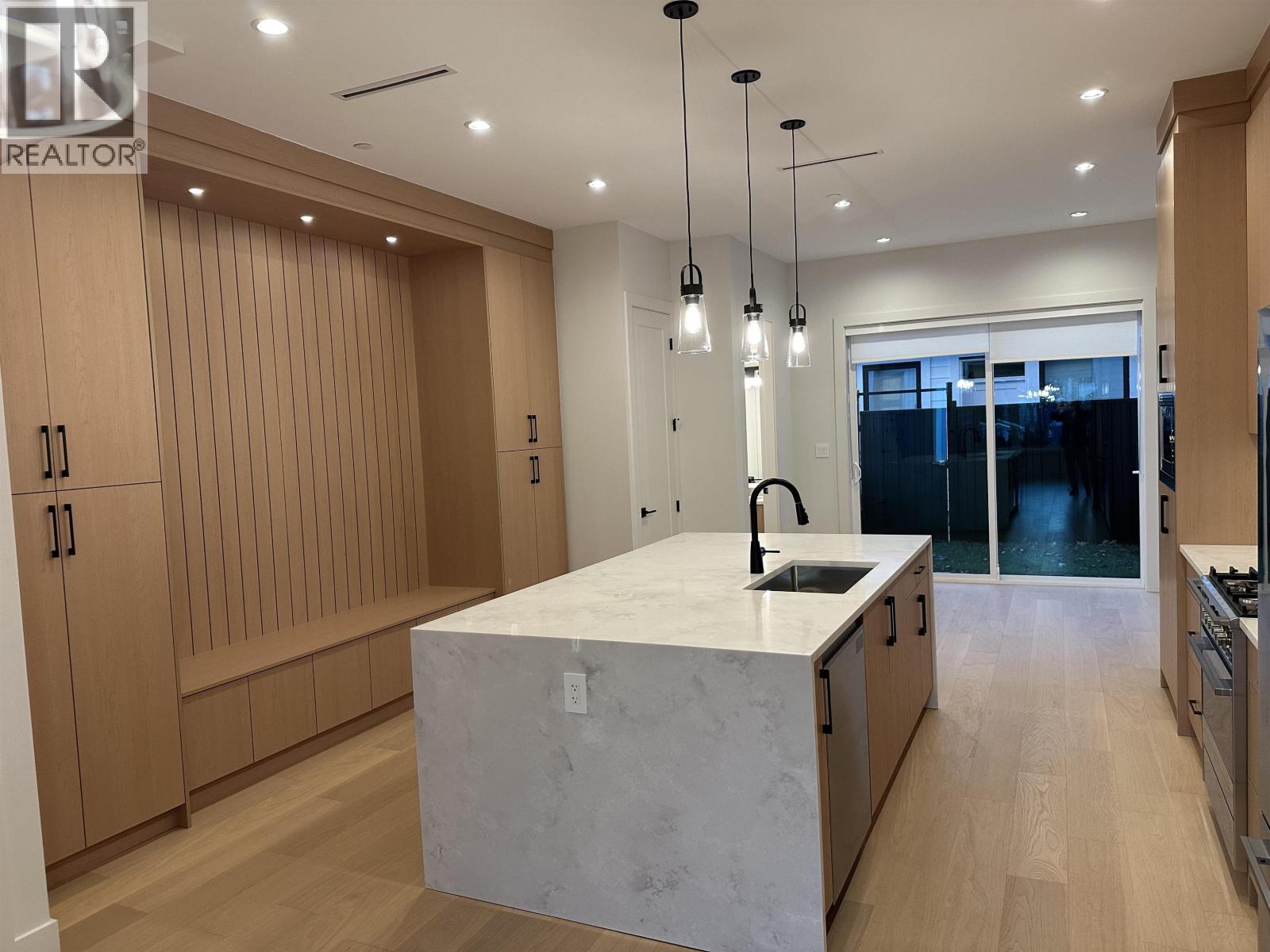 1 6991 Kerr Street, Vancouver, British Columbia  V5X 2B3 - Photo 6 - R3174228