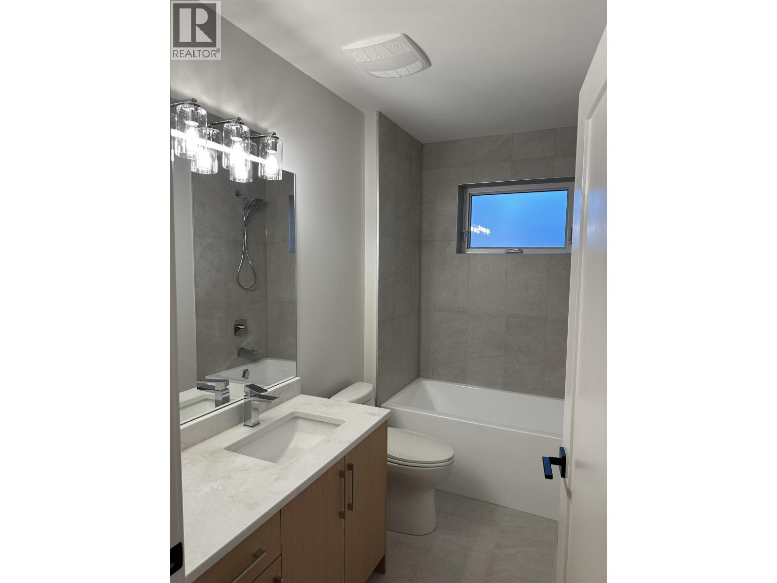 1 6991 Kerr Street, Vancouver, British Columbia  V5X 2B3 - Photo 7 - R3174228
