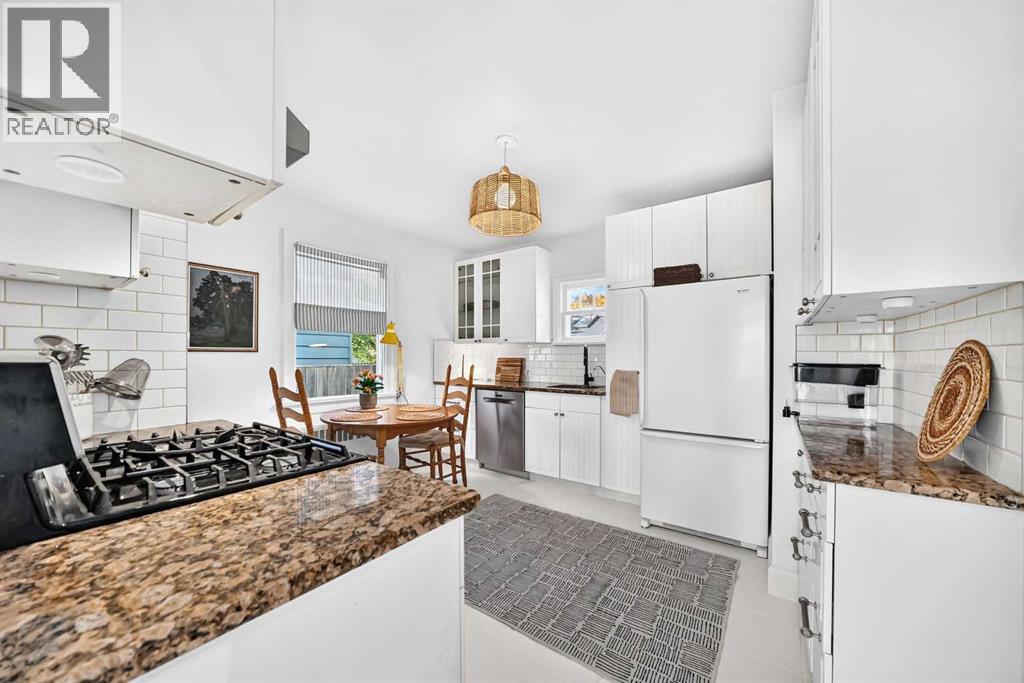 532 18 Avenue Nw, Calgary, Alberta  T2M 0T6 - Photo 4 - A2351156
