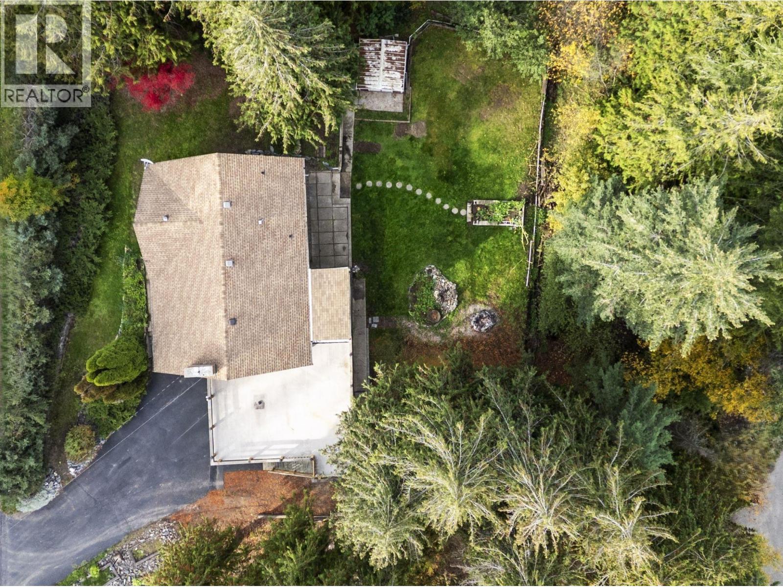 2455 Forest Drive, Blind Bay, British Columbia