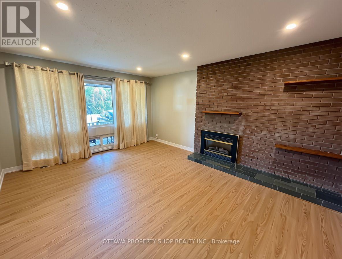 46 Bedale Drive, Ottawa, Ontario  K2H 5M1 - Photo 6 - X14092104