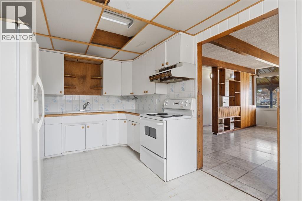 4727 Ravine Drive