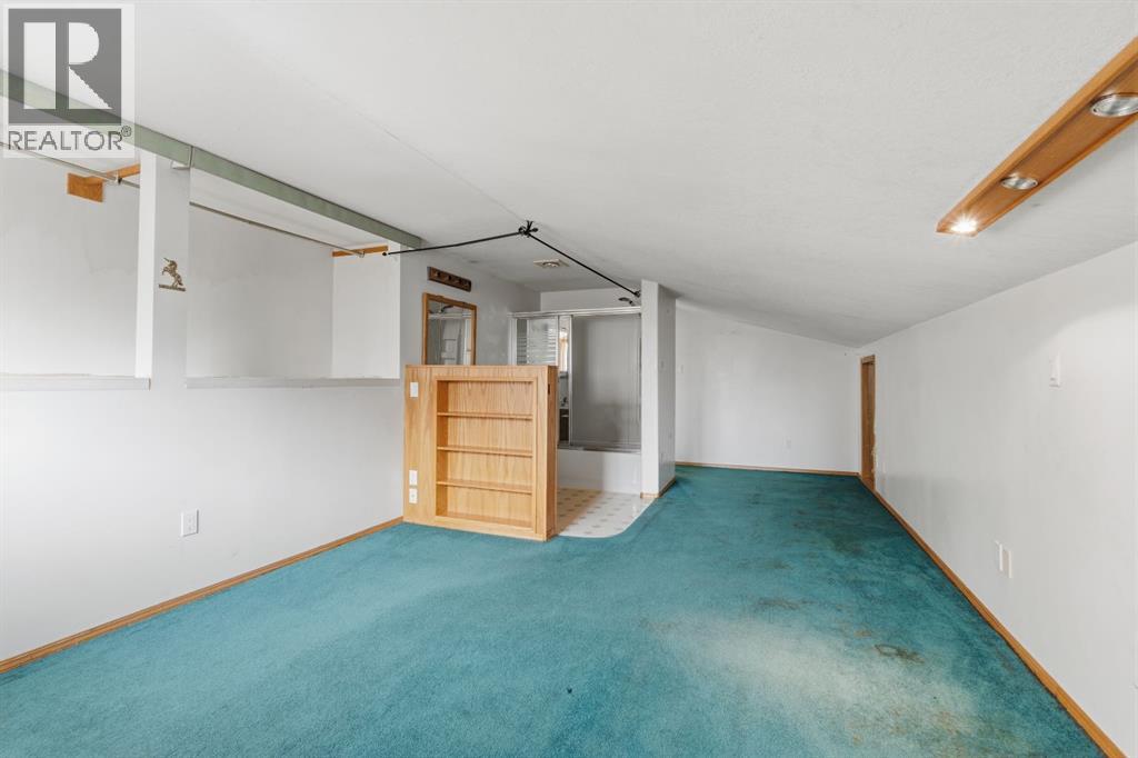 4727 Ravine Drive