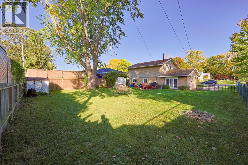 1081 Talfourd Street, Sarnia, Ontario  N7S 1C2 - Photo 23 - 26025536