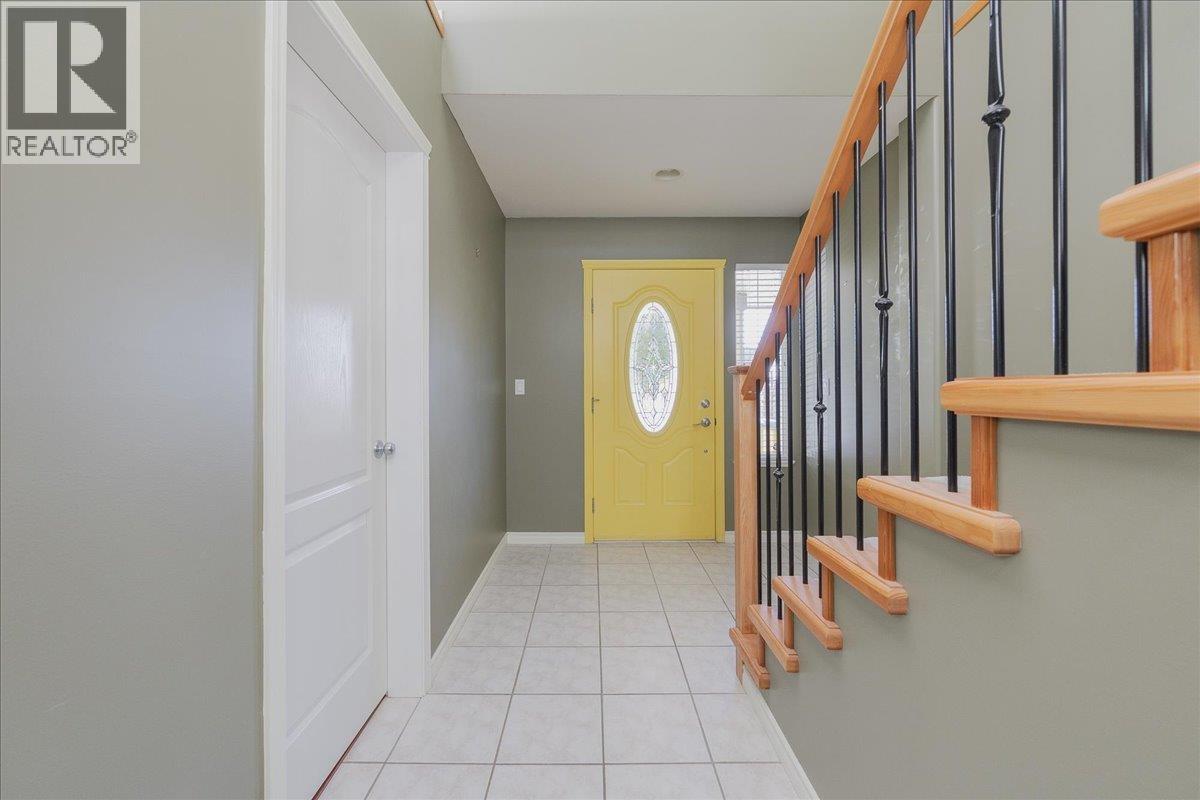 23661 114a Avenue, Maple Ridge, British Columbia  V2W 2A4 - Photo 4 - R3176121