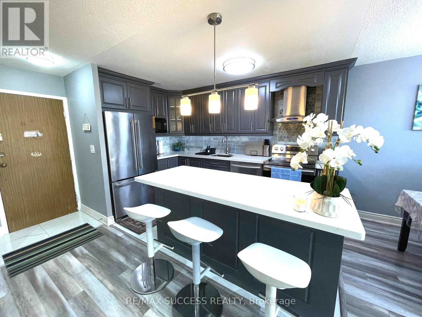 203 - 2095 Roche Court, Mississauga, Ontario  L5K 2C8 - Photo 19 - W14092100