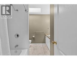 602 Willms Road, Kelowna, British Columbia  V1W 1B6 - Photo 32 - 10397792