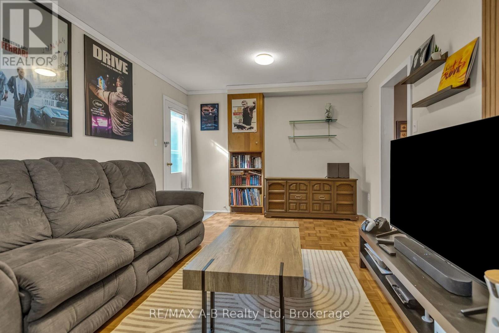 1554 Sunnycove Drive, Mississauga, Ontario  L4X 1B5 - Photo 19 - W14092130