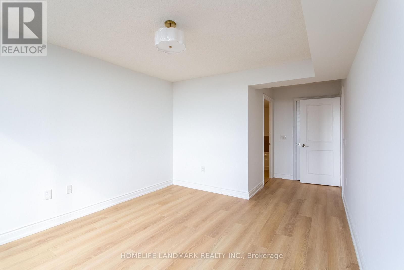 500 Doris Avenue, Toronto, Ontario  M2N 0C1 - Photo 37 - C14092116
