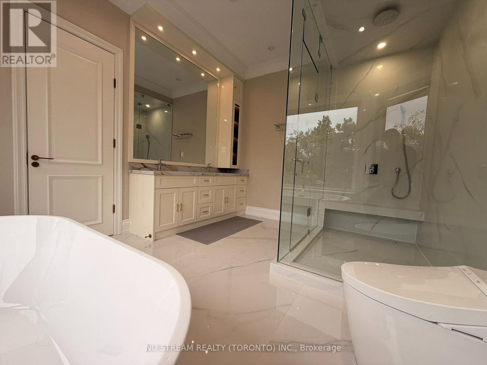 108 Abitibi Avenue, Toronto, Ontario  M2M 2V6 - Photo 22 - C14092134