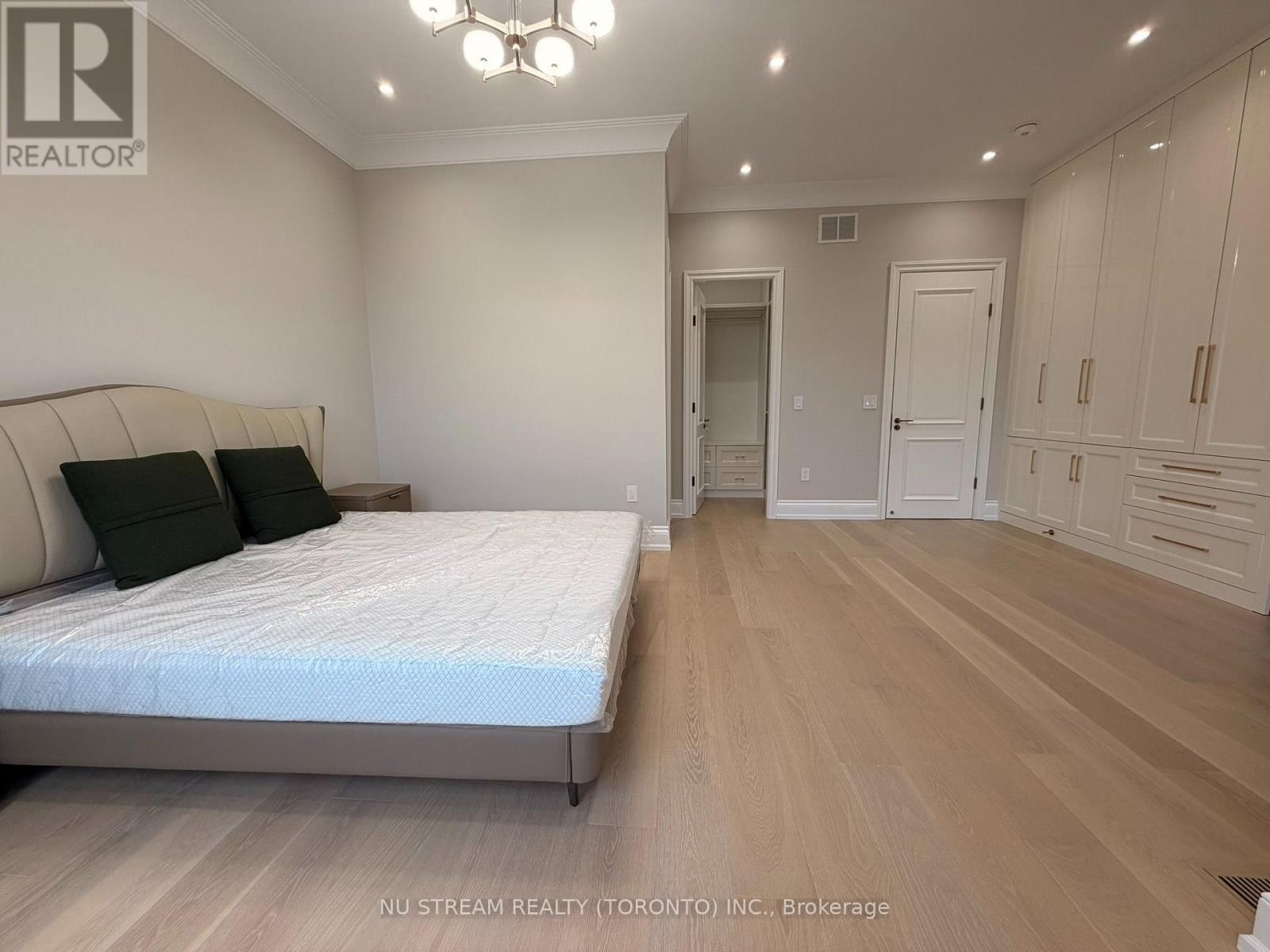 108 Abitibi Avenue, Toronto, Ontario  M2M 2V6 - Photo 25 - C14092134
