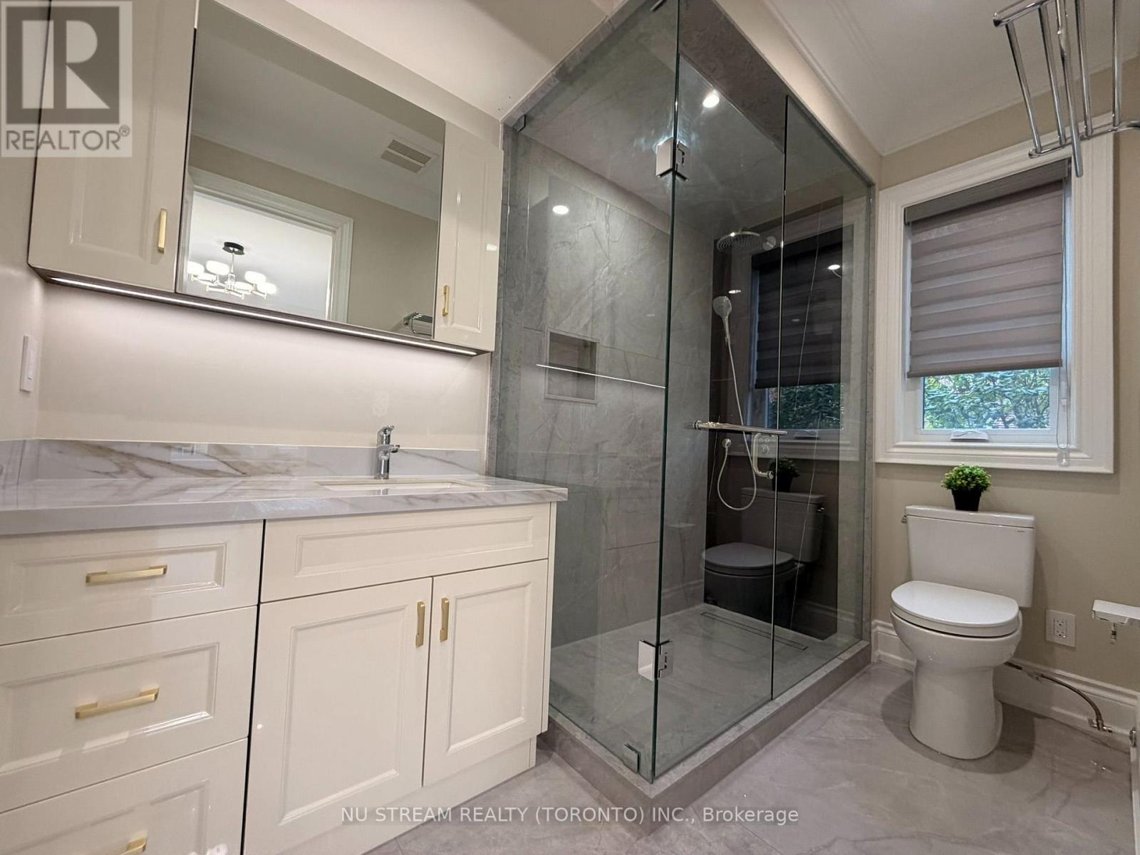 108 Abitibi Avenue, Toronto, Ontario  M2M 2V6 - Photo 35 - C14092134