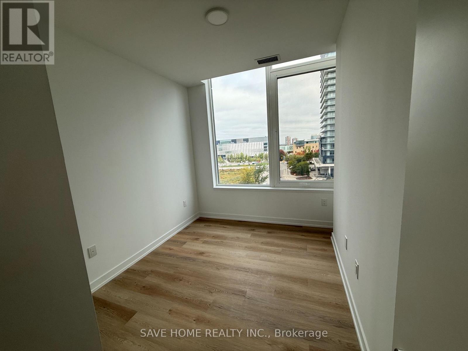 503 - 395 Square One Drive, Mississauga, Ontario  L5B 0P6 - Photo 3 - W14092110