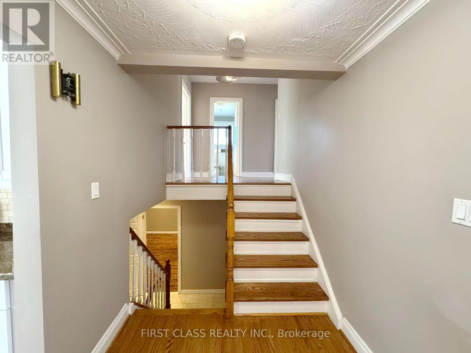 202 Goddard Street, Toronto, Ontario  M3H 5E6 - Photo 16 - C14092154