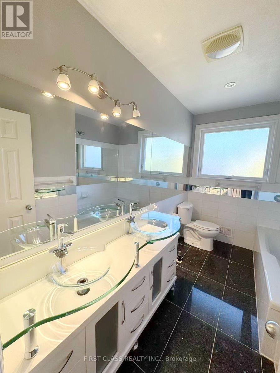 202 Goddard Street, Toronto, Ontario  M3H 5E6 - Photo 18 - C14092154