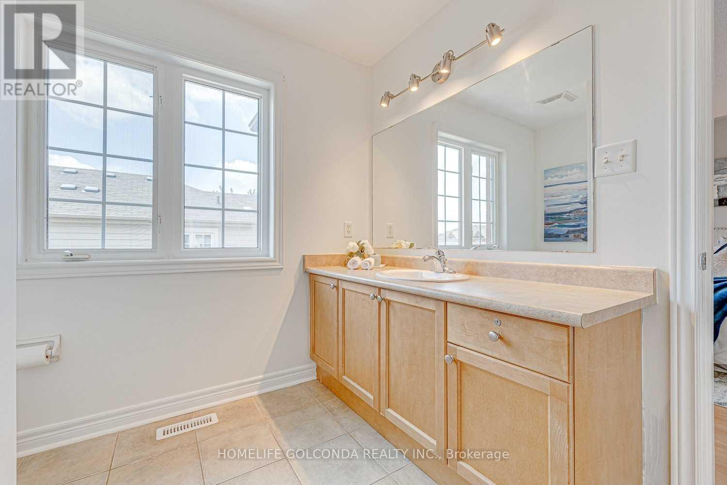 32 Cardrew Street, Markham, Ontario  L6B 1G9 - Photo 25 - N14092158