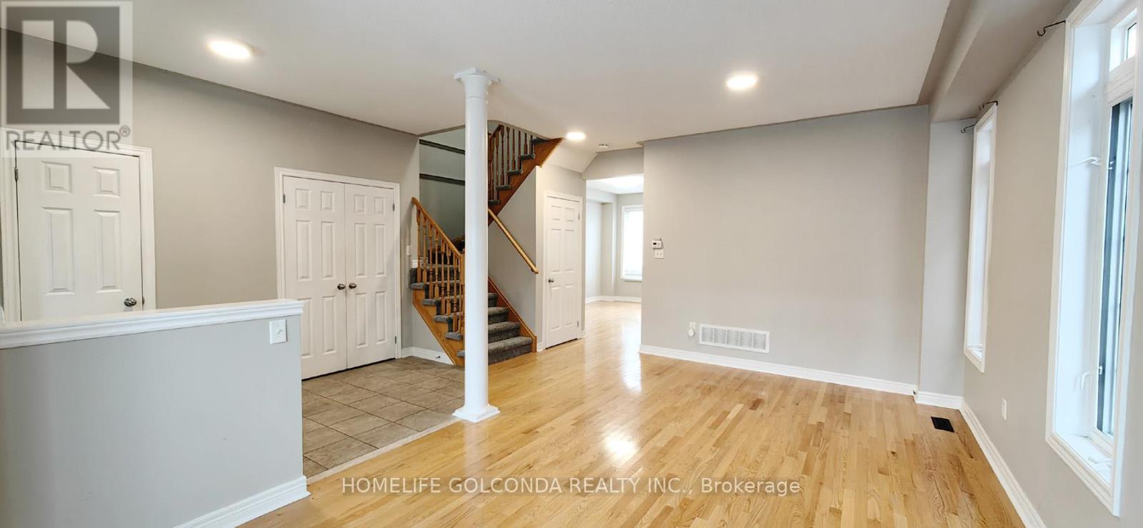 32 Cardrew Street, Markham, Ontario  L6B 1G9 - Photo 5 - N14092158