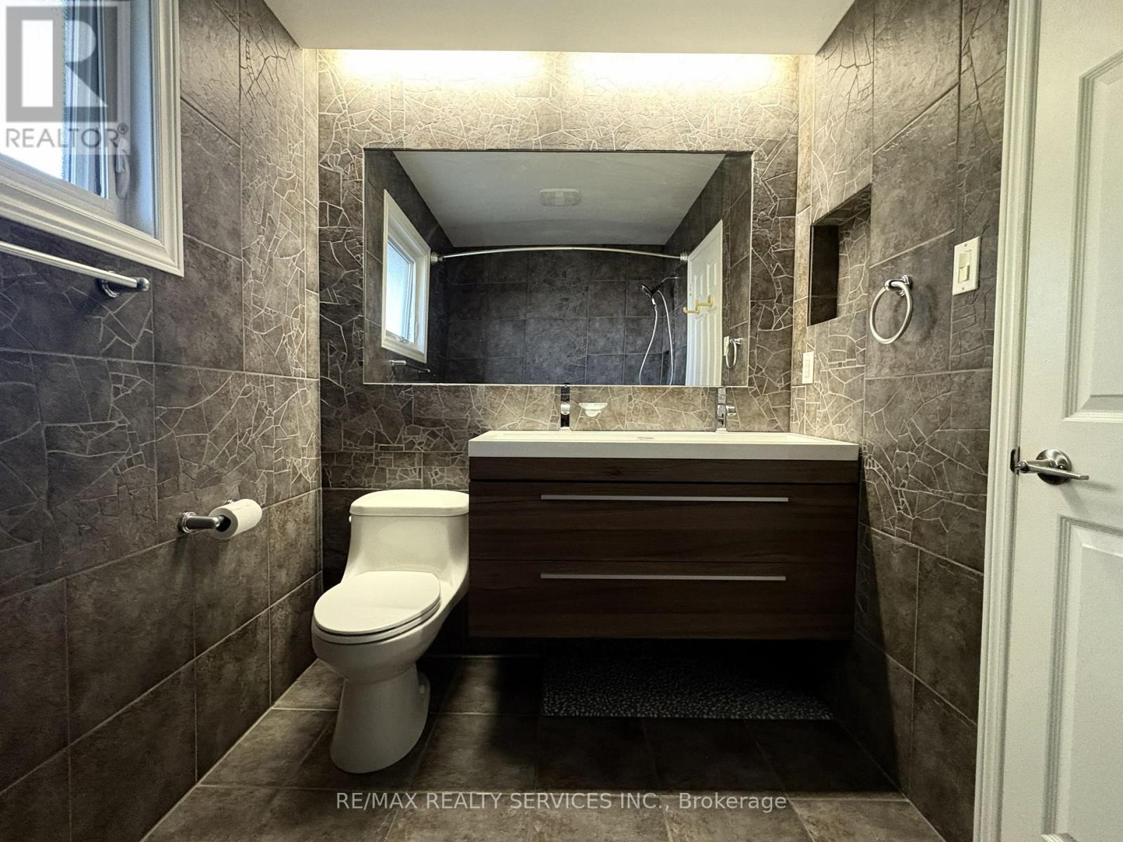 4171 Sawmill Valley Drive, Mississauga, Ontario  L5L 3H1 - Photo 31 - W14092150