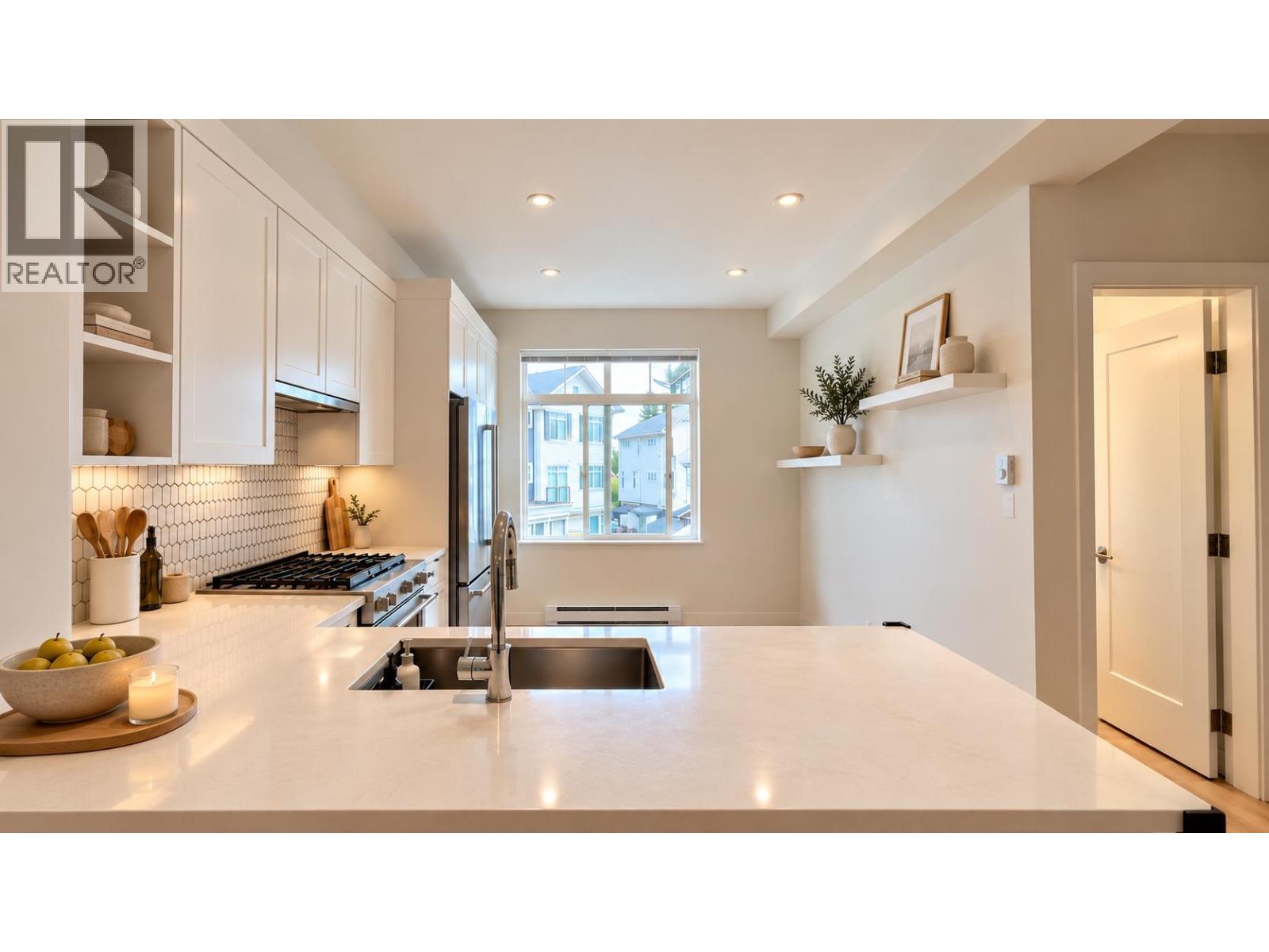 112 1225 Mitchell Street, Coquitlam, British Columbia  V3B 0R5 - Photo 3 - R3175457